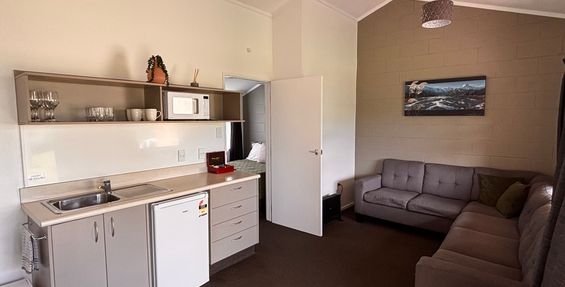 Room 12 Lounge