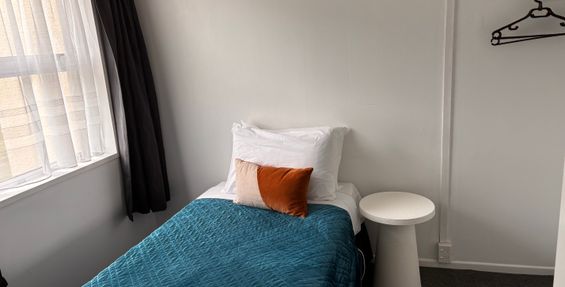 Room 4 Single